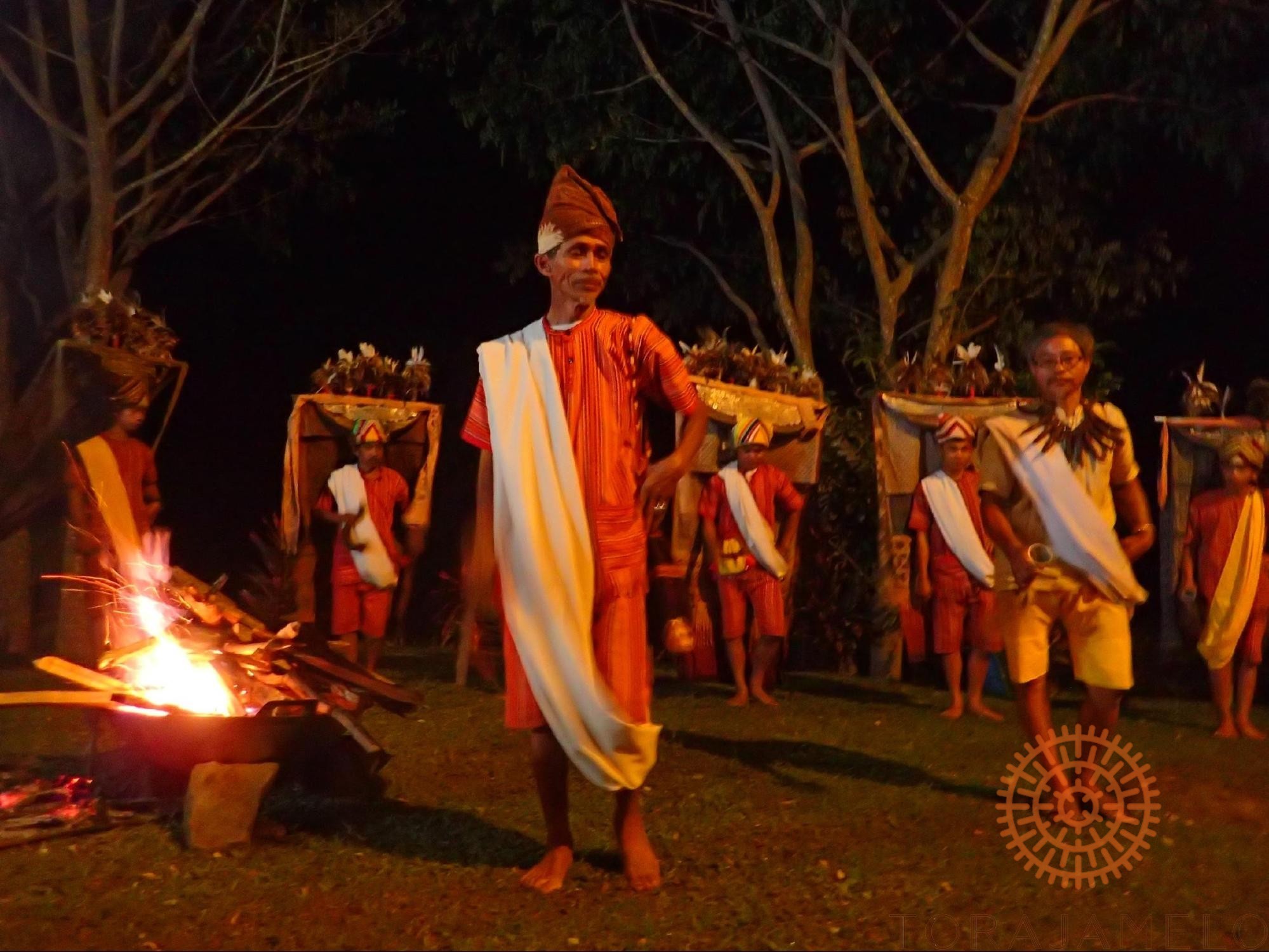 TORAJAMELO - Weaving stories of Indonesia